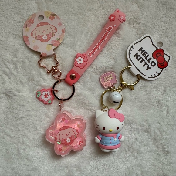 Sanrio Hello Kitty and Pompompurin Keychain Bag Charm Set - Picture 1 of 4